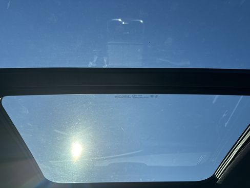 New 2026 Buick Enclave Avenir w/ Super Cruise Package image 25