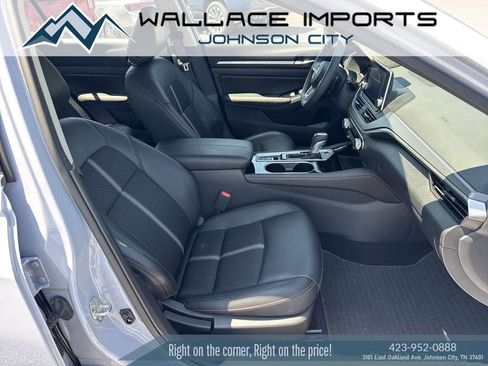 Used 2024 Nissan Altima 2.5 SR AWD/4WD image 36