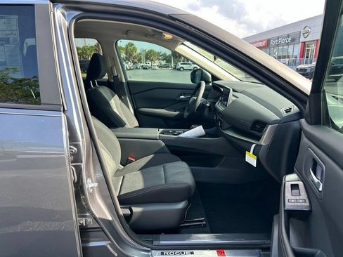New 2026 Nissan Rogue SV FWD image 40