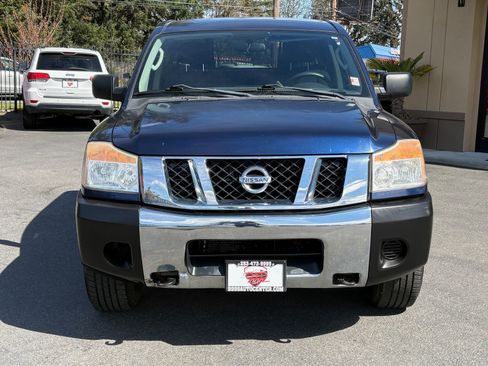 Used 2010 Nissan Titan SE AWD/4WD image 2