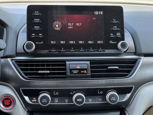 Used 2019 Honda Accord LX image 10