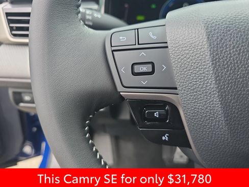 Used 2026 Toyota Camry SE FWD image 22