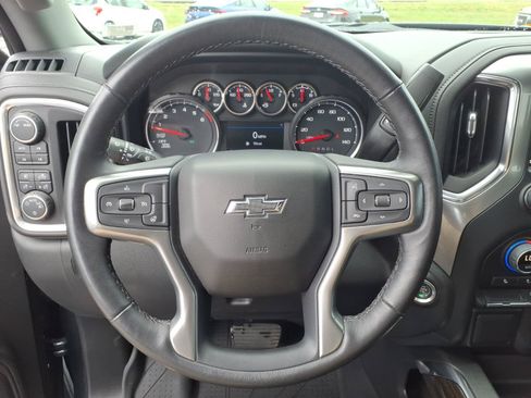 Used 2022 Chevrolet Silverado 1500 RST w/ Z71 Off-Road Package AWD/4WD image 19