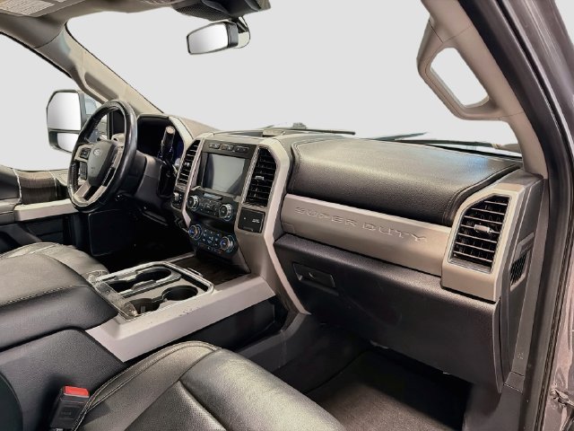Used 2021 Ford F350 Lariat w/ Tremor Off-Road Package AWD/4WD image 23