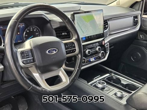 Used 2024 Ford Expedition XLT AWD/4WD image 8