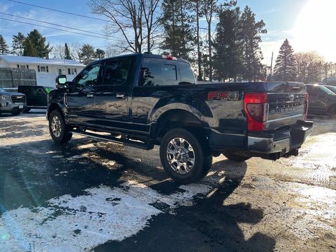 Used 2022 Ford F250 Lariat w/ Lariat Ultimate Package image 4