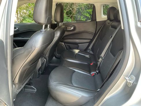 Used 2021 Jeep Compass Limited FWD image 28