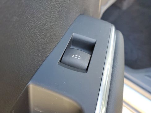 New 2025 GMC Acadia Elevation w/ Black Edition image 15