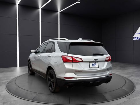 Used 2020 Chevrolet Equinox Premier w/ Premier Redline Edition image 4