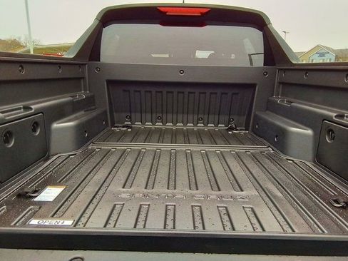 Certified 2025 Hyundai Santa Cruz SEL image 6