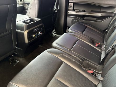Used 2019 Ford Expedition XLT w/ Equipment Group 202A image 27