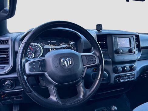 Used 2024 RAM 2500 Tradesman w/ Chrome Appearance Group image 11