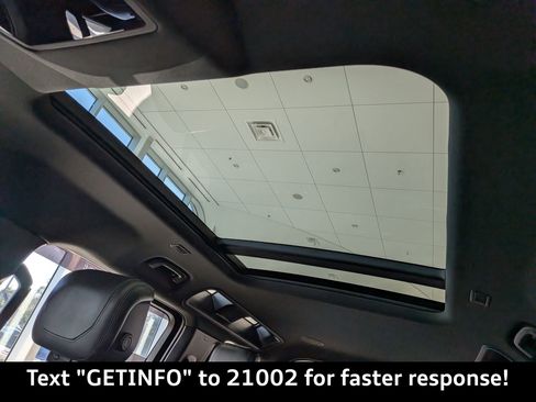 Used 2023 Land Rover Defender 110 V8 image 23