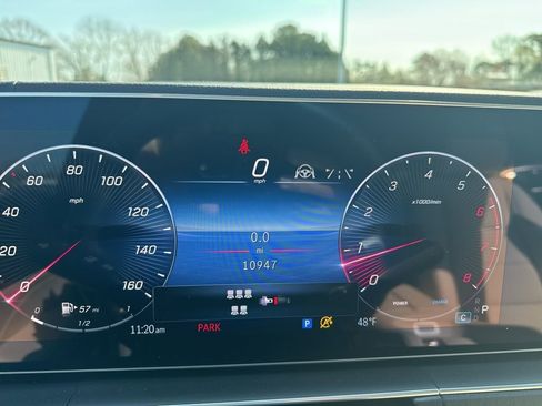 Used 2025 Mercedes-Benz GLS 450 4MATIC image 13