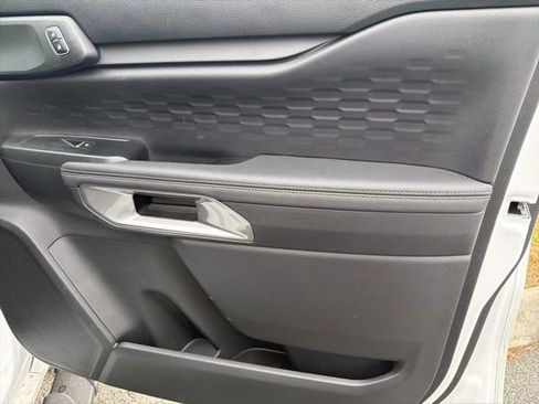 Used 2024 Ford Ranger XLT image 10