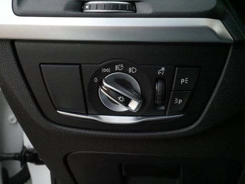 Used 2023 BMW X4 xDrive30i w/ Convenience Package image 28