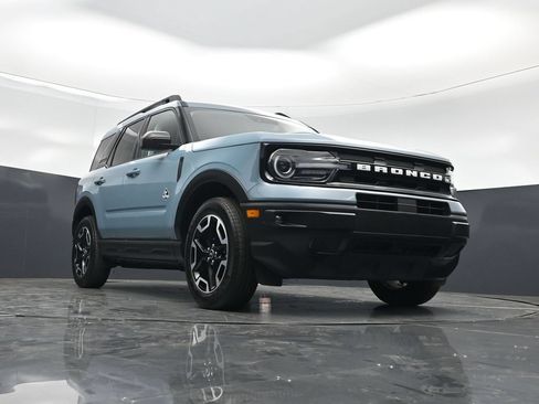 Certified 2023 Ford Bronco Sport Outer Banks w/ Tech Package AWD/4WD image 44