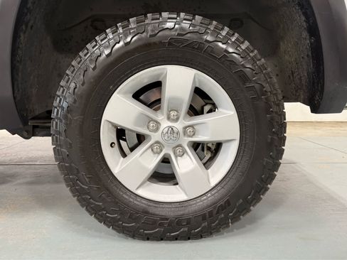 Used 2018 RAM 1500 Tradesman w/ Popular Equipment Group AWD/4WD image 9