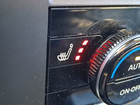 Certified 2023 Nissan Rogue SV w/ SV Premium B Package image 26