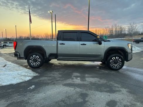 Used 2024 GMC Sierra 3500 Denali Ultimate image 6
