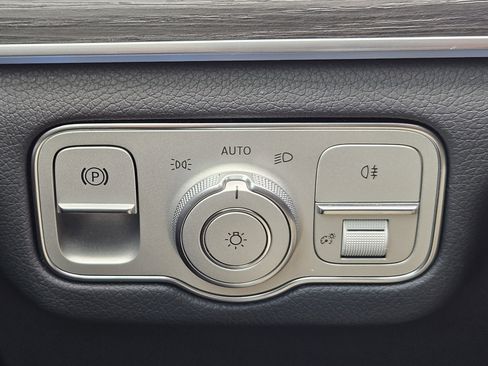Certified 2026 Mercedes-Benz GLE 350 4MATIC image 23
