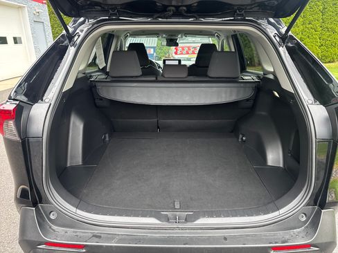 Certified 2025 Toyota RAV4 XLE AWD/4WD image 5