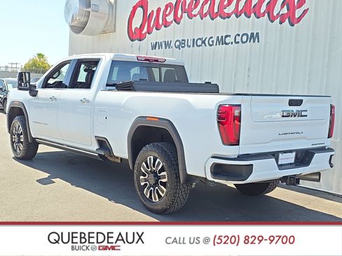 Used 2024 GMC Sierra 3500 Denali Ultimate AWD/4WD image 5