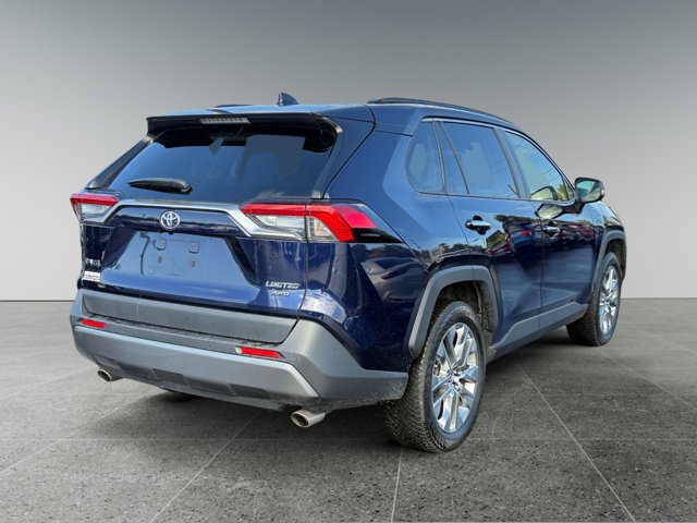 Used 2019 Toyota RAV4 Limited AWD/4WD image 6