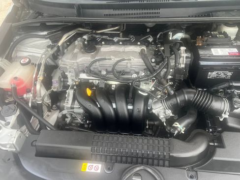 Used 2022 Toyota Corolla LE FWD image 13