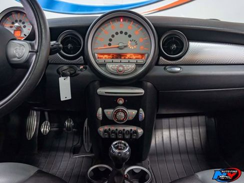 Used 2010 MINI Cooper Clubman S image 11