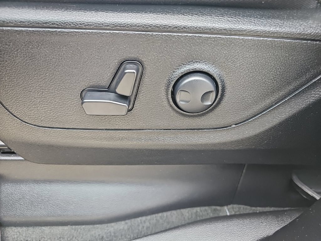 Certified 2024 RAM 1500 Big Horn AWD/4WD image 28