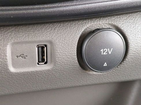 New 2026 Ford Transit 250 148 Medium Roof w/ Load Area Protection Package image 20