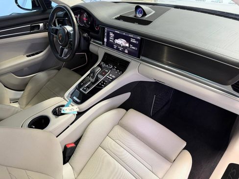 Used 2019 Porsche Panamera GTS w/ Premium Package Plus AWD/4WD image 29