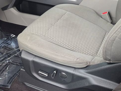 Used 2016 Ford F150 XLT w/ Equipment Group 302A Luxury image 25