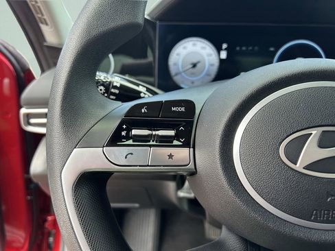 Certified 2024 Hyundai Elantra SEL FWD image 27