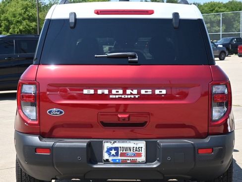 Used 2025 Ford Bronco Sport Heritage w/ Convenience Package AWD/4WD image 6