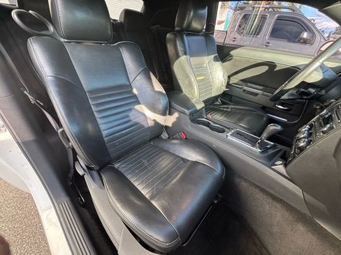 Used 2009 Dodge Challenger R/T image 25