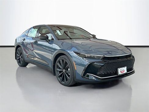 New 2026 Toyota Crown Nightshade image 3