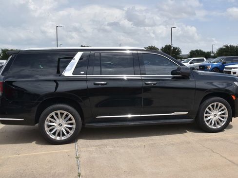 Used 2021 Cadillac Escalade ESV Premium Luxury AWD/4WD image 6