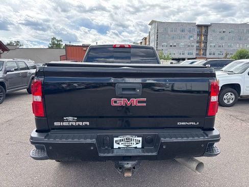 Used 2019 GMC Sierra 2500 Denali w/ Duramax Plus Package AWD/4WD image 6