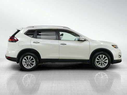 Used 2020 Nissan Rogue S AWD/4WD image 6