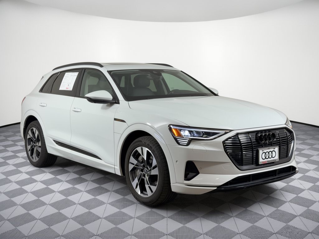 Used 2023 Audi e-tron Premium w/ Convenience Plus Package AWD/4WD image 7