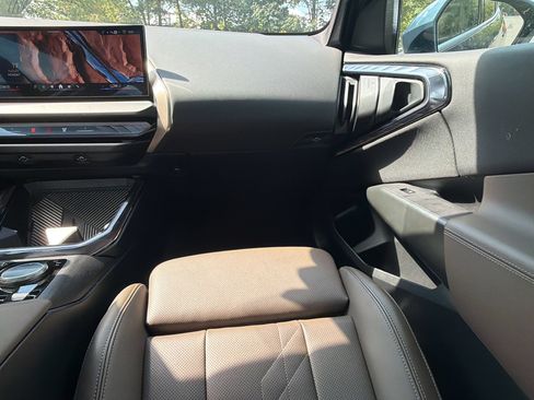 Used 2025 BMW X3 xDrive30i AWD/4WD image 29