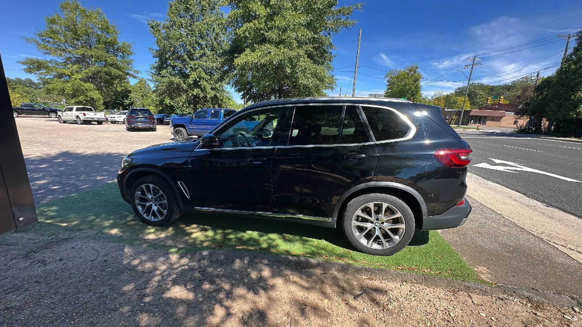 Used 2020 BMW X5 xDrive40i w/ Convenience Package AWD/4WD image 6