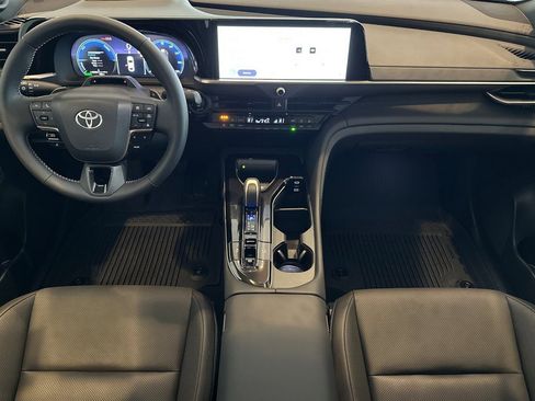 New 2026 Toyota Crown Platinum AWD/4WD image 11