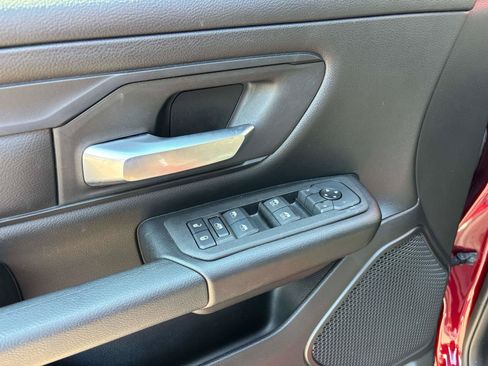 Used 2025 RAM 1500 Tradesman AWD/4WD image 13