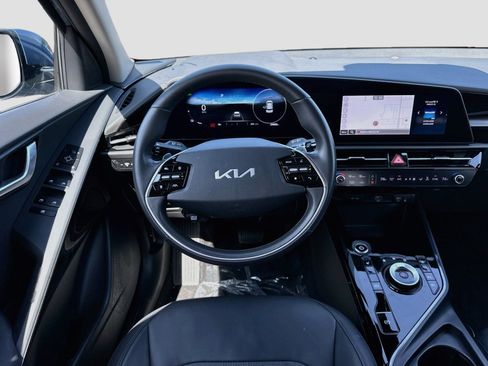 Used 2024 Kia Niro Wind FWD image 22