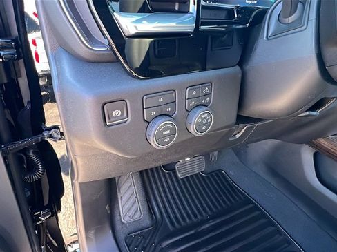 New 2026 Chevrolet Silverado 2500 LT w/ Trail Boss Package image 19