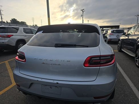 Used 2016 Porsche Macan Turbo AWD/4WD image 8