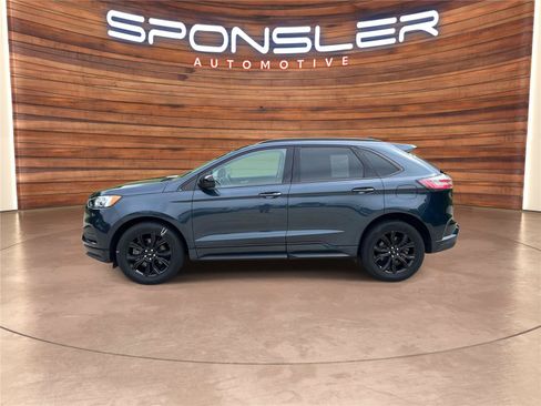 Certified 2024 Ford Edge SE w/ Black Appearance Package AWD/4WD image 3
